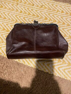 Classic Dark Brown Vegan Leather Kiss-Lock Convertible Clutch NWOT